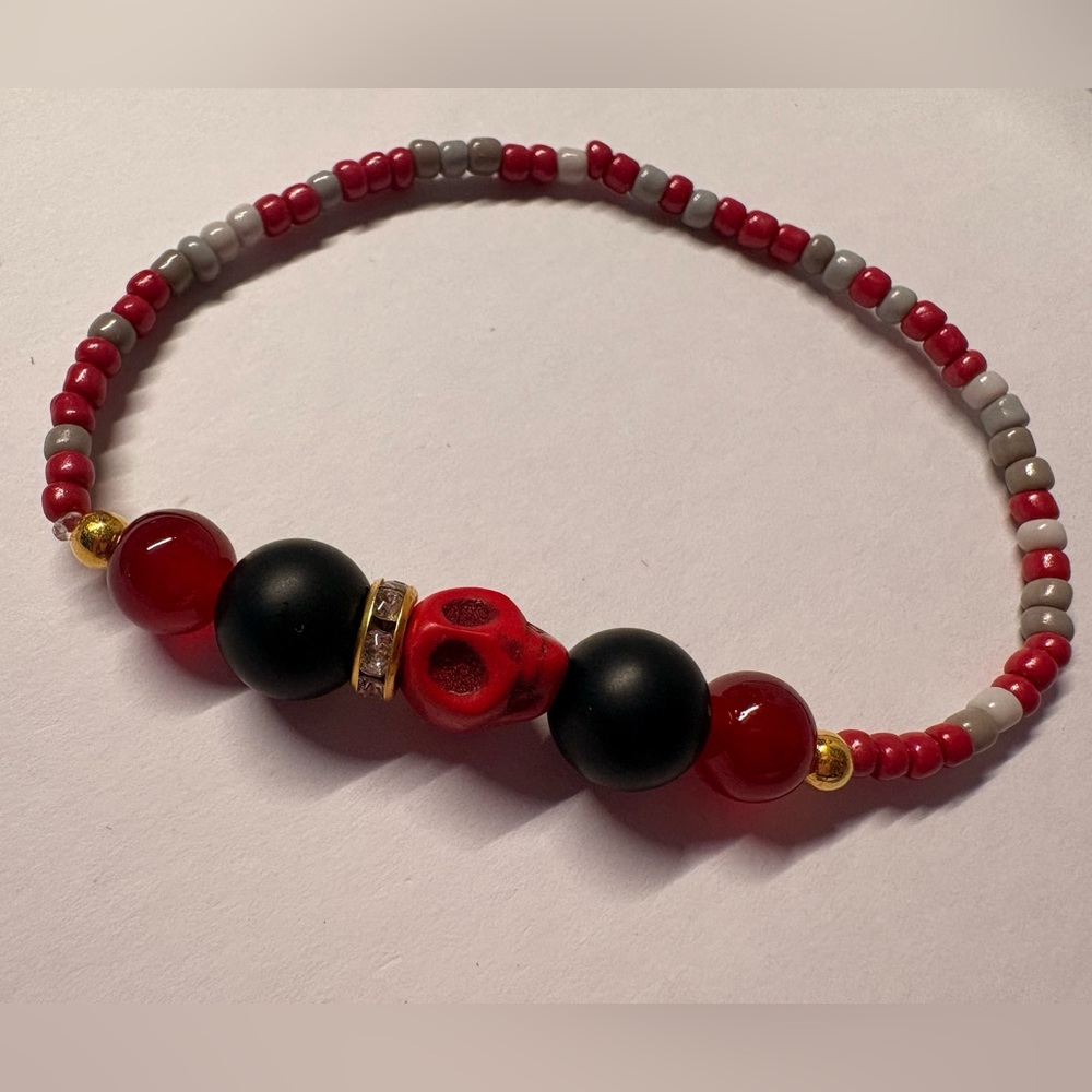 🐉 House of the Dragon themed Beaded Skull Bracelet- Team Black